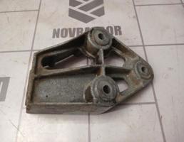 Кронштейн двигателя правый для Daewoo Nexia 95-16  запчасти бу