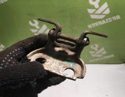 Петля двери задней левой нижняя для Honda Logo  запчасти бу