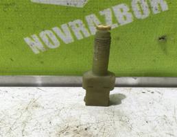 Датчик включения стопсигнала для Audi 80  90  B3  86-91  запчасти бу