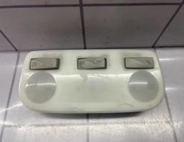 Плафон салонный для Renault Megane 3 09-16  запчасти бу