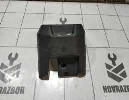 Кожух рулевой колонки нижний для Volvo 440 1992-1994  запчасти бу