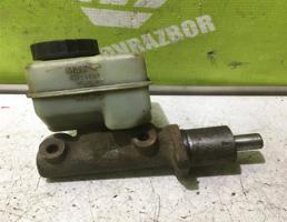 Цилиндр тормозной главный для VW Golf 2 Jetta 2 83-92  запчасти бу
