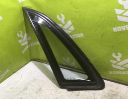 Стекло кузовное глухое левое для Mitsubishi Galant 6 E30 1988-1993  запчасти бу