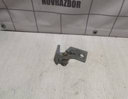 Петля двери для Skoda Octavia A5 1Z   04-13  запчасти бу