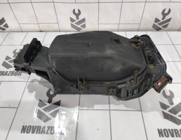 Корпус блока предохранителей для Opel Corsa C 2000-2006  запчасти бу