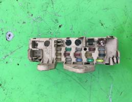 Блок предохранителей для Mazda 323 BJ Protege Familia 1998-2002  запчасти бу