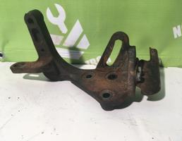 Кронштейн двигателя правый для Hyundai Elantra 3  00-05  запчасти бу