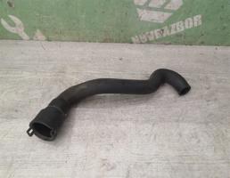 Патрубок для VW Polo Classic 95-02  запчасти бу