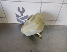 Бачок главного тормозного цилиндра для VW Golf 4 Bora 97-05  запчасти бу