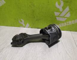 Поршень с шатуном для Kia Sportage 2004-2010  запчасти бу