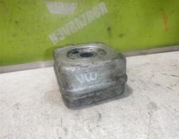 Радиатор масляный для VW Golf 3 Vento 91-97  запчасти бу