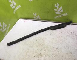 Уплотнитель капота для Kia Cerato 2004-2008  запчасти бу