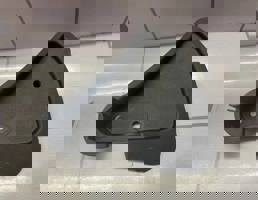 Кронштейн (сопут. товар) для Peugeot 307 2001-2008  запчасти бу