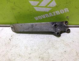 Кронштейн двигателя левый для BMW 3-серия E30 82-91  запчасти бу