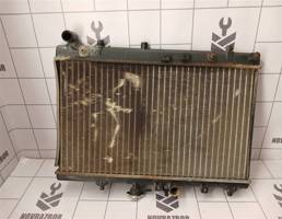 Радиатор основной для Kia RIO 1 2000-2004  запчасти бу