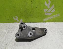 Кронштейн КПП для Opel Astra G 1998-2005  запчасти бу