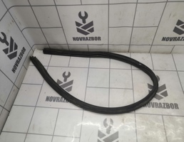 Уплотнитель для VW Golf 3 Vento 91-97  запчасти бу