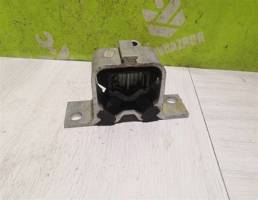 Опора двигателя правая для LADA VESTA 15-19  запчасти бу