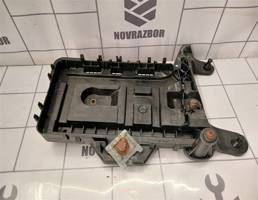 Крепление АКБ (корпус/подставка) для Skoda Octavia A5 1Z   04-13  запчасти бу