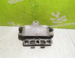 Опора КПП левая для VW Golf 4 Bora 97-05  запчасти бу