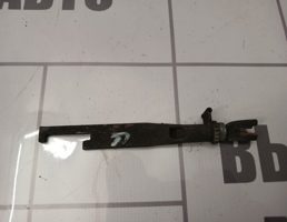 Планка разводки колодок правая для Renault Logan 2005-2014  запчасти бу