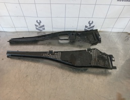 Решетка стеклоочистителя для Renault Logan 2005-2014  запчасти бу