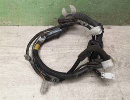 Проводка (коса) для Mitsubishi Space Wagon (N3,N4) 1991-2000  запчасти бу