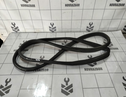 Уплотнитель двери для Opel Corsa C 2000-2006  запчасти бу