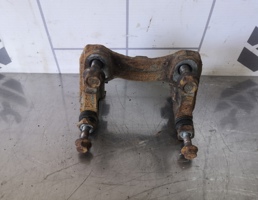 Скоба суппорта заднего для Suzuki SX4 2006-2013  запчасти бу