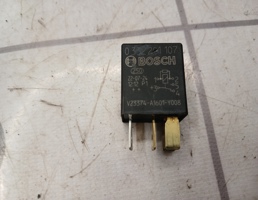 Реле для Renault Clio 3  2005-2012  запчасти бу