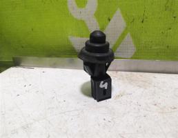 Выключатель концевой для Renault Logan 2005-2014  запчасти бу