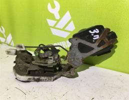 Замок двери задней правой для Mitsubishi Galant 8  EA 97-03  запчасти бу