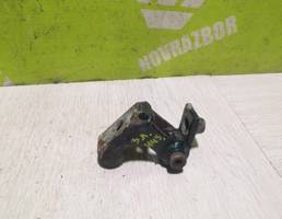 Петля двери для Peugeot 206 98-12  запчасти бу