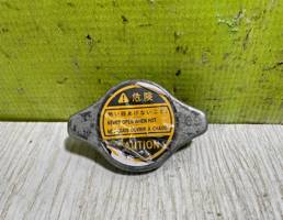 Крышка для Mitsubishi Space Wagon (N3,N4) 1991-2000  запчасти бу