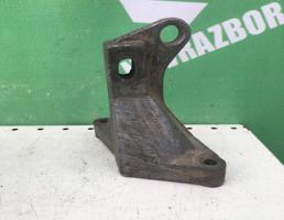 Кронштейн КПП для VW Passat  B3  1988-1993  запчасти бу