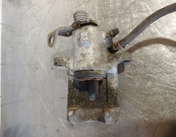 Суппорт задний правый для VW Golf 4 Bora 97-05  запчасти бу