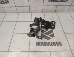 Кронштейн замка капота для Mazda Mazda 3  BK  02-09  запчасти бу