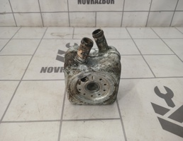 Радиатор масляный для VW Passat  B3  1988-1993  запчасти бу