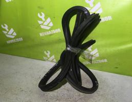 Уплотнитель двери для Ford Focus 1 1998-2004  запчасти бу