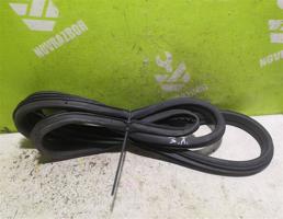 Уплотнитель двери для Opel Meriva 2003-2010  запчасти бу