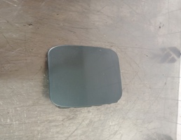 Лючок бензобака для Audi 80  90  B3  86-91  запчасти бу