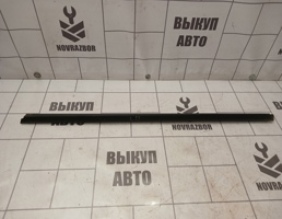 Накладка стекла переднего левого для Ford Focus 2 05-08  запчасти бу