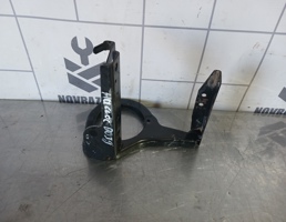 Кронштейн (сопут. товар) для Faw Besturn B50 2009-2016  запчасти бу