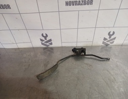 Педаль газа для Mazda 323 BA 94-98  запчасти бу
