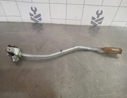 Кронштейн тяги МКПП для Audi A6 (C4) 1994-1997  запчасти бу