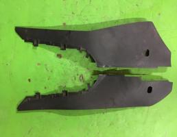 Накладка для VW Golf 6 09-12  запчасти бу