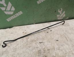 Держатель капота для Ford Focus 2 05-08  запчасти бу