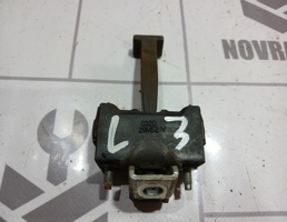 Ограничитель двери для LADA VESTA 15-19  запчасти бу