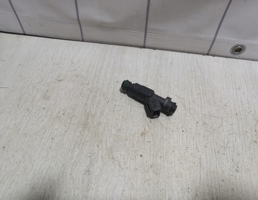 Форсунка инжекторная для Peugeot 307 2001-2008  запчасти бу