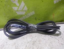 Уплотнитель двери для Renault Kangoo 97-03  запчасти бу